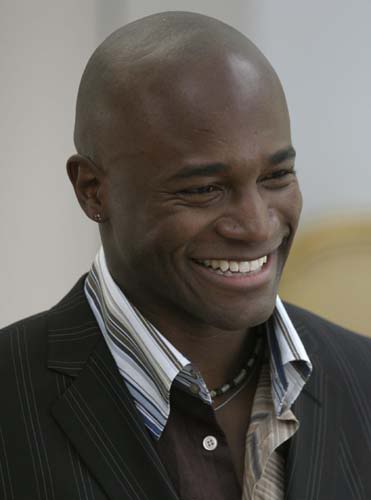 fa2cf_Men_Hairstyle_taye_diggs_coolbald